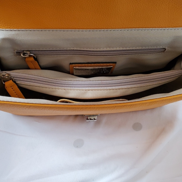 Valentino Handbag - Picture 6 of 6